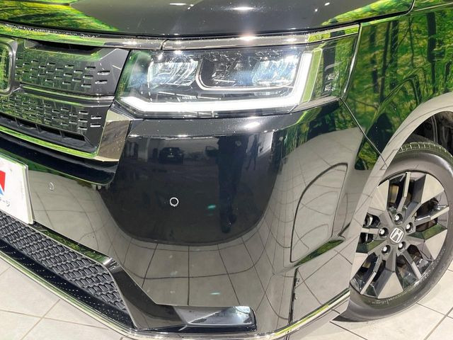 �yLED�w�b�h���C�g�z���V����ԑ��s�����ǍD�Ȏ��E���m�ۂ����S���ĉ^�]�ł��鍂�P�xLED�w�b�h���C�g�𑕔�!�_�����x�������A����d�͂��}�����Ă��܂��B