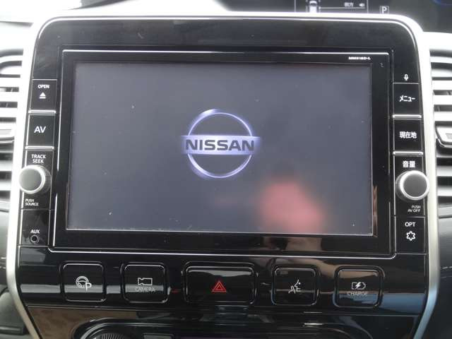 セレナ1.2 e-POWER ハイウェイスターV