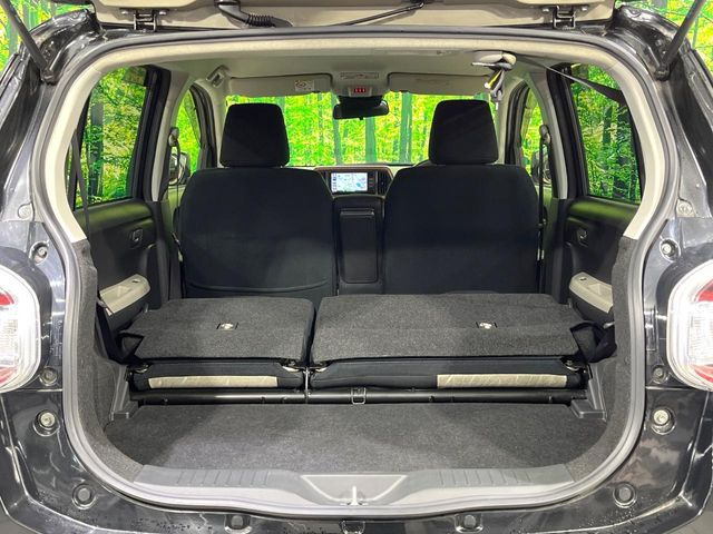 ���i�̂���������ʋ΁A���}���ɏ\���ȉ׎��X�y�[�X���m�ۂ��Ă���܂��B�Z�J���h�V�[�g��|���ƁA�傫�ȉו��̐ύڂ��\�ł���