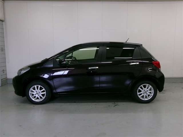 ヴィッツ1.0 F スマートスタイル