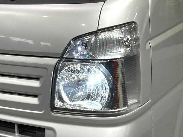 �yLED�w�b�h���C�g�z���V����ԑ��s�����ǍD�Ȏ��E���m�ۂ����S���ĉ^�]�ł��鍂�P�xLED�w�b�h���C�g�𑕔�!�_�����x�������A����d�͂��}�����Ă��܂��B