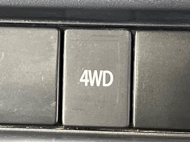 4WD�̂��Ԃł��̂ŁA�ᓹ�ł����S�ł���~��n�n��ɂ��Z�܂��̕��ȊO�ɂ��A�E�B���^�[�X�|�[�c����̕���~��n��֋A�Ȃ����@�������ɂ���������!��