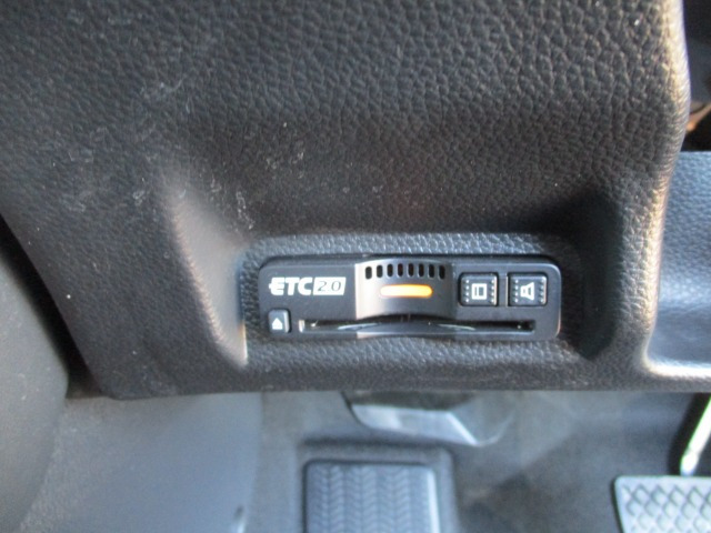 ヴェゼル1.5 e:HEV X