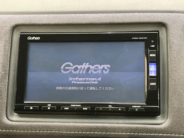 【新品ナビ付き】人気の地デジ付き新品ナビを特別に取り付けました♪使いやすいナビで目的地までしっかり案内してくれます。オーディオ機能も充実しており、お車の運転がさらに楽しくなります!!