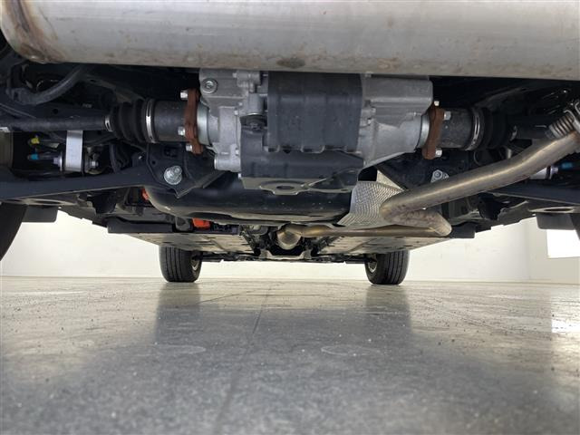 ヤリスクロス1.5 ハイブリッド G E-Four 4WD