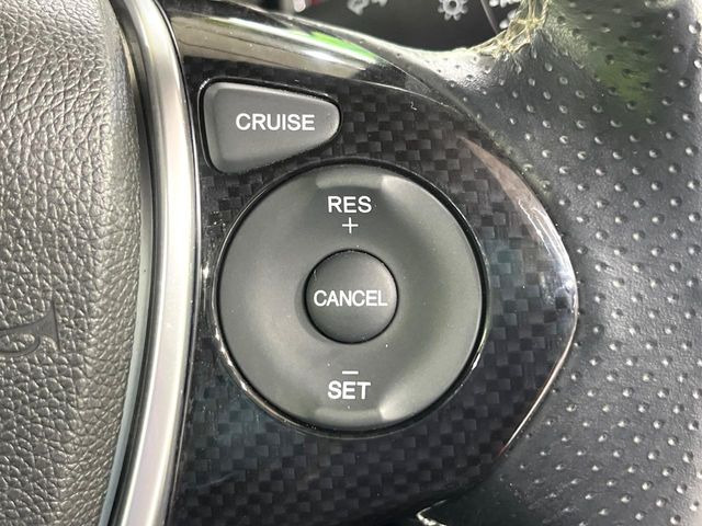 �y�N���[�Y�R���g���[���z�������H�����N���N���s�B�A�N�Z���𗣂��Ă���葬�x�ő��s���ł��A�������^�]���̕��S���y��!�����E�������ȒP�ȃX�C�b�`����Œ����ł��܂��B