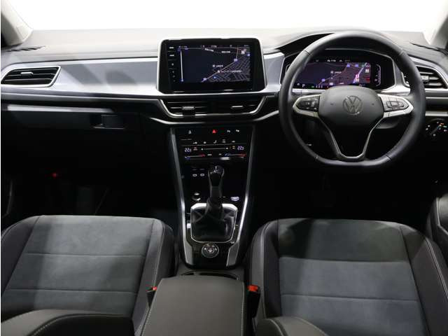 T-RocTDI 4モーション スタイル ディーゼル 4WD