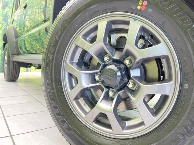 【純正15インチアルミホイール】外観にマッチした純正アルミホイールを装着しております。各種社外アルミホイールや、スタッドレスタイヤも取扱いしております。是非ご相談ください♪