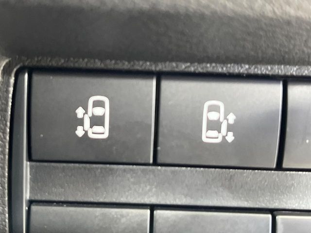 �y�����p���[�X���C�h�h�A�z�X�}�[�g�L�[��^�]�Ȃ̃X�C�b�`�Ō�ȗ����X���C�h�h�A�̊J���\���d��������͂����ăh�A���J����K�v�������A�����Ȃ��q�l�ł��ȒP�ɊJ���߂ł����K�ł���