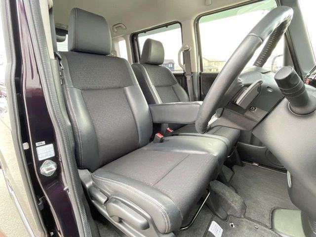 �y�n�[�t���U�[�V�[�g�z�������ƍ���S�n�𗼗������l�C�̃V�[�g���w�ʁE���ʂ̃t�@�u���b�N�f�ނ́A�ʋC���̗ǂ��⊊��ɂ����ɗD��Ă��܂��B�C���╞���ɍ��E���ꂸ���K�ɂ���肢�������܂��B