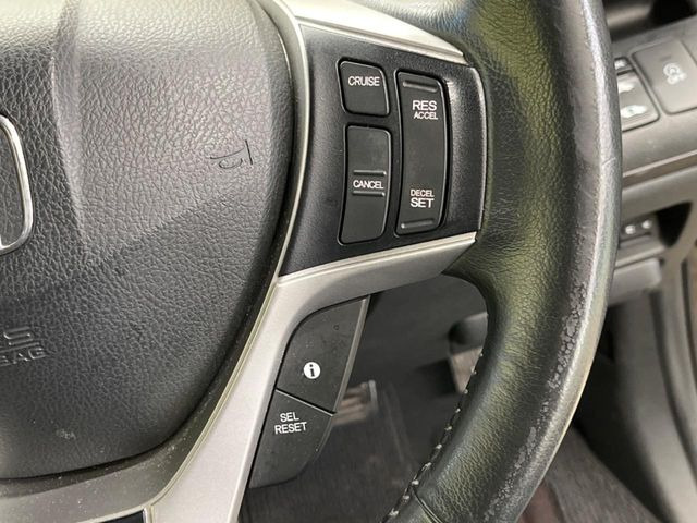 �y�N���[�Y�R���g���[���z�������H�����N���N���s�B�A�N�Z���𗣂��Ă���葬�x�ő��s���ł��A�������^�]���̕��S���y��!�����E�������ȒP�ȃX�C�b�`����Œ����ł��܂��B