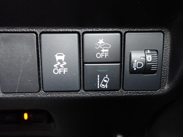 �����h�~�@�\�A�Փˉ���y���u���[�L�t���ŁA�����S�Ƀh���C�u�����y���݂��������܂��B