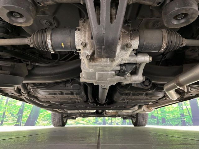 下回りがきれいなうちに、防錆加工の施工がオススメ。降雪地域はもちろん、沿岸部にお住いの方や、趣味でマリン・ウィンタースポーツをされる方にご好評いただいております。