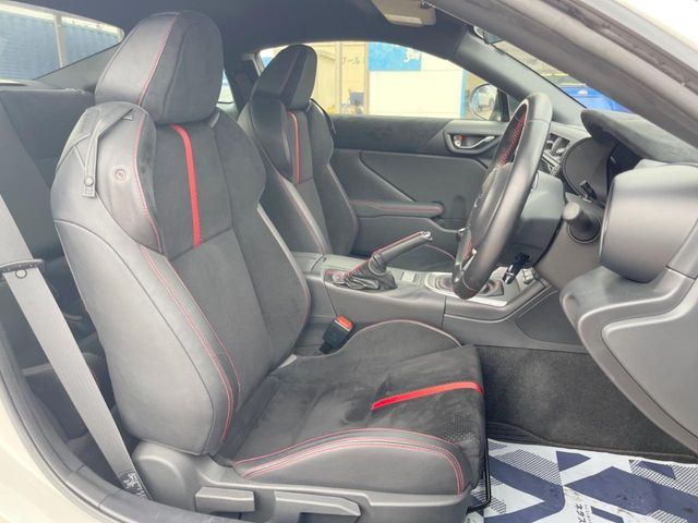 �h���C�o�[�ɂ���ĉ^�]���₷���|�W�V�����͈قȂ�A���̎Ԃ͂ǂ��Ȃ̂��s���Ȃ��Ƃ�����܂���ˁB�C�ɂȂ邨�Ԃ͓X���ŏ�荞��ł��m�F���������܂���