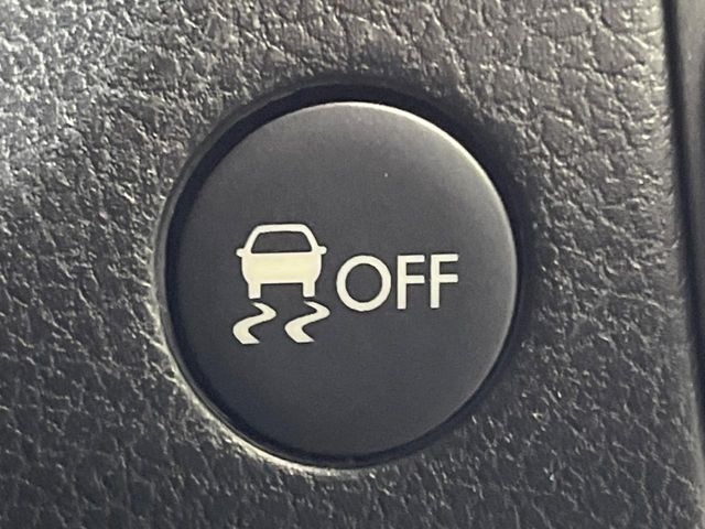 �y������h�~���u�z�ԗ��̉���������m����ƁA�����I�Ɏԗ��̐i�s������ۂ悤�Ɏԗ��𐧌䂵�܂��B�J�̓��ȂǊ���₷���H�ʏ󋵂ł����S�ȉ^�]���\�ł��B