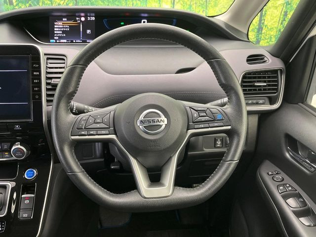 �y�����v�����X�e�A�����O�z�㎿�Ȋv���g�p���邱�ƂŁA��ɂ����������݂ƂĂ��^�]���₷���n���h���ł���