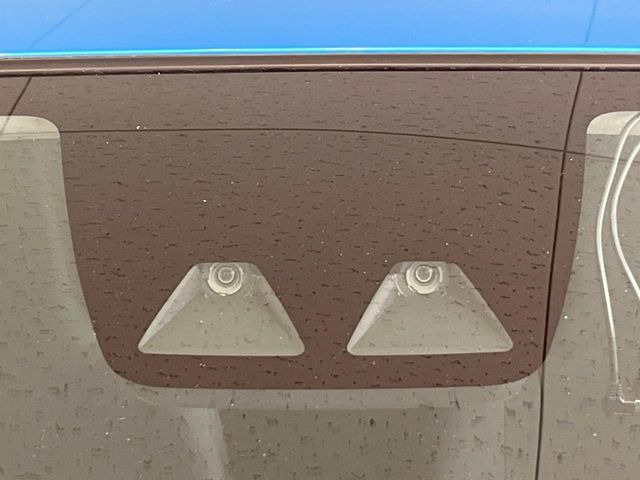 �y�X�}�[�g�A�V�X�g�z���s���ɑO���̎ԗ�����F�����A�Փ˂������Ȏ��͌x��ƃu���[�L�ŏՓˉ���Ɣ�Q�y�����A�V�X�g�B�����S�Ƀh���C�u�����y���݂��������܂��B