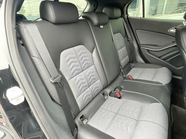 ���㕔���Ȃ��C�ɂȂ�悤�ȃL�Y�E�����ւ��蓙�A�傫�ȃ_���[�W�͂Ȃ��A�ǍD�ȏ�Ԃł��B