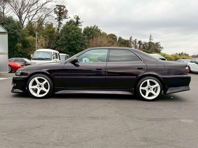 ���X�݌ɂ͊O���A�����N���[�j���O��ɓW�����A�����Ď��̏C�����̗L���A���[�^�[��������̗L������O�ҋ@�ւɂ�錟����S����{���Ă���܂��B�Ԍ��A�����A����h�������ЂőΉ��ł��܂��̂ł����S���������B