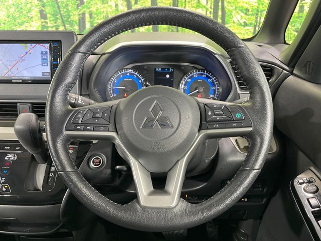 �y�X�e�A�����O�X�C�b�`�z�^�]���A�O������ڐ������炷���ƂȂ��A�I�[�f�B�I���̑��삪�\�ȕ֗��@�\!���S&���K�ȃh���C�u�����o���Ă���܂���