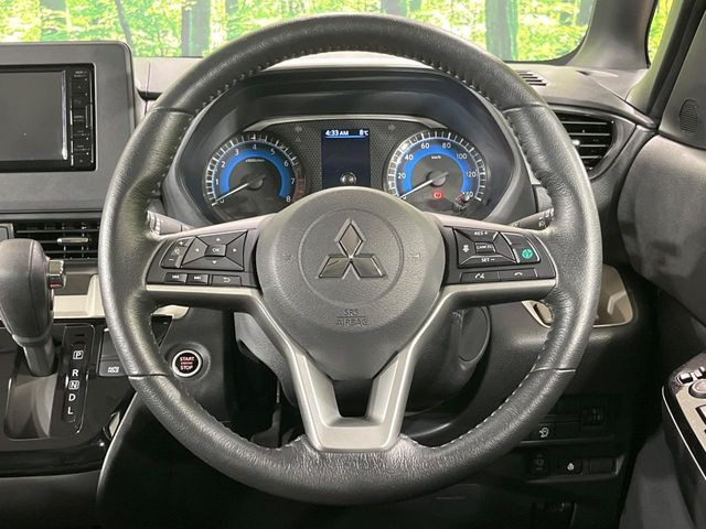 �y�����v�����X�e�A�����O�z�㎿�Ȋv���g�p���邱�ƂŁA��ɂ����������݂ƂĂ��^�]���₷���n���h���ł���