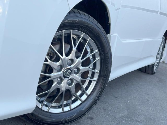 �y����16�C���`�A���~�z�C�[���z�O�ςɃ}�b�`���������A���~�z�C�[���𑕒����Ă���܂��B�e��ЊO�A���~�z�C�[����A�X�^�b�h���X�^�C�����戵�����Ă���܂��B���񂲑��k����������