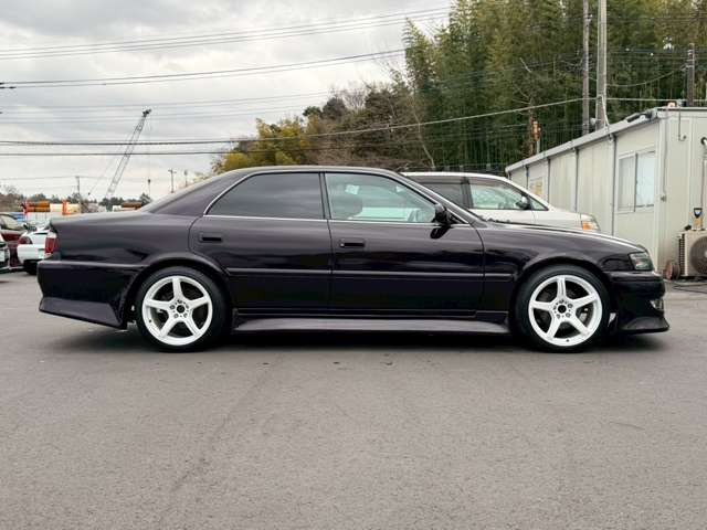 ���X�݌ɂ͊O���A�����N���[�j���O��ɓW�����A�����Ď��̏C�����̗L���A���[�^�[��������̗L������O�ҋ@�ւɂ�錟����S����{���Ă���܂��B�Ԍ��A�����A����h�������ЂőΉ��ł��܂��̂ł����S���������B