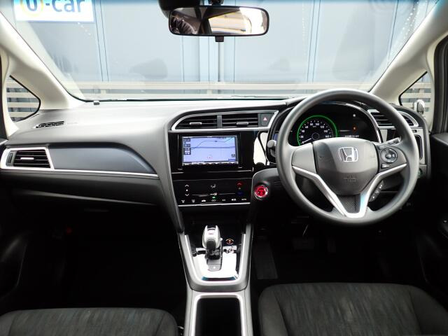 �C���p�l�摜�ɂȂ�܂��B�ԓ��͐��Ǝ҂ɂĎ����N���[�j���O�{�H�ς݂Ȃ̂ŁA��ϐ����ł��B