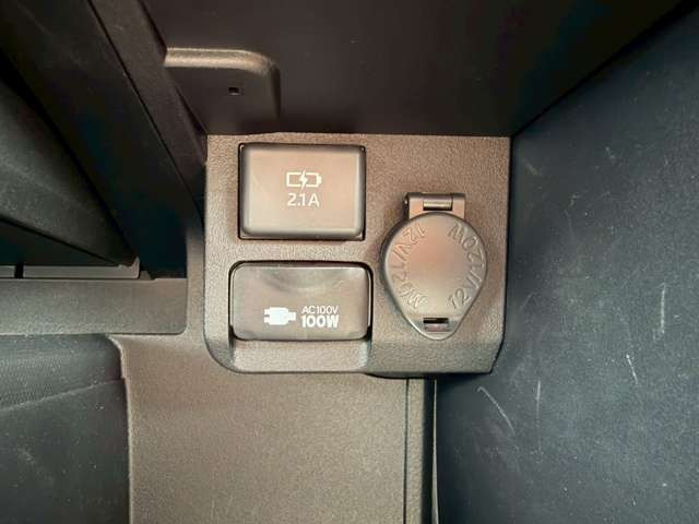 �C�ɂȂ邨�Ԃ�����܂�����E�̓d�b�ԍ����璼�ڂ��X�ɂ��₢���킹���������B�x�����@����ԗ����A��Ԃ܂łȂ�ł������������Ē����܂��B�X�^�b�t�ꓯ���A�����҂����Ă���܂��B