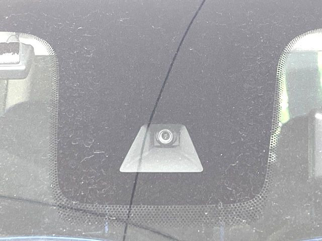 �y�O�He-Assist�z���s���ɑO���̎ԗ�����F�����A�Փ˂������Ȏ��͌x��ƃu���[�L�ŏՓˉ���Ɣ�Q�y�����A�V�X�g�B�����S�Ƀh���C�u�����y���݂��������܂��B