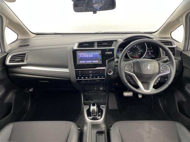 フィット1.5 ハイブリッド L ホンダセンシング