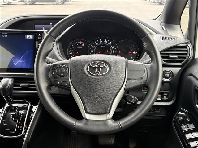 ヴォクシー2.0 ZS 煌