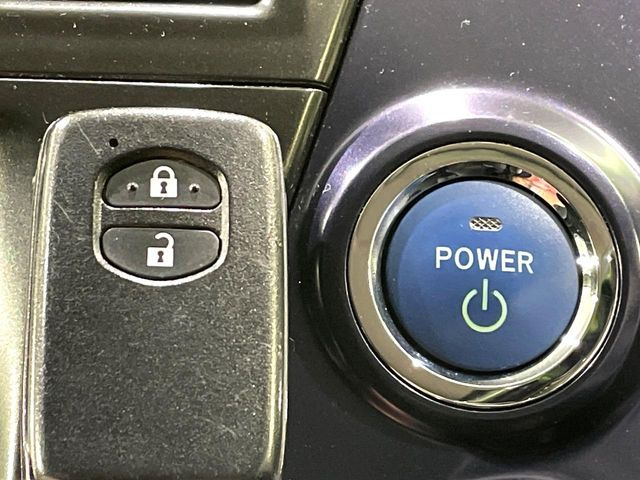 �y�X�}�[�g�L�[�z�J�o����|�P�b�g�ɓ��ꂽ�܂܂ł��h�A�̎{���E�������\�ȃX�}�[�g�L�[�𑕔��B�G���W���̃I���E�I�t�����J�M�����o���K�v����������Ƃ��Ă��֗��ł���