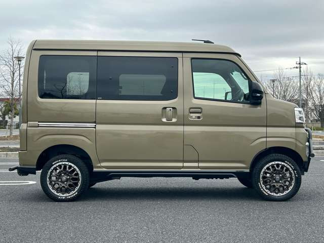 LINEのご登録で画像や動画、詳細なお見積書をお送りできます。お気軽にお問い合わせください。店長・久保のLINE IDになりますので、ご利用くださいませ。ID:@853xfxig