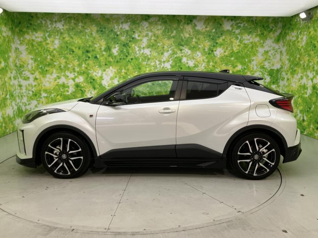 C-HRハイブリッド 1.8 S GR スポーツ