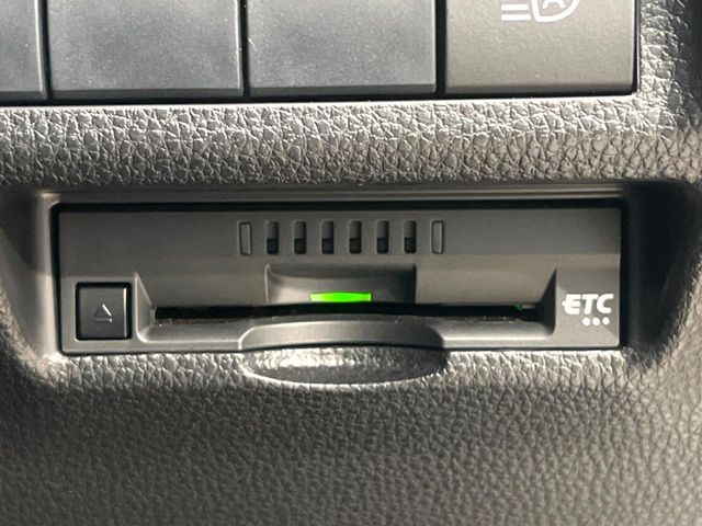 【ETC】高速道路の料金所をストレスなく通過!話題のスポットやサービスエリアに多い「スマートIC」利用時は必須のアイテムです。当店でセットアップを実施、ご納車当日からすぐにご利用いただけます!