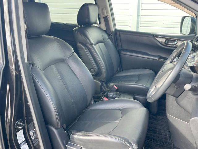 �^�]�Ȃ܂��ɂ͏\���ȃX�y�[�X������A�啿�ȕ��ł��������^�]���Ă�����������ł��B