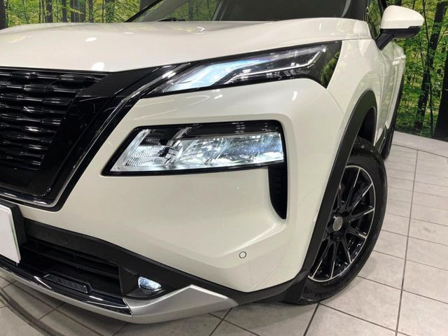 �y�V�[�P���V�����^�[�������v�t��LED�w�b�h���C�g�z�l�C�́w�����E�B���J�[�x�t����LED�w�b�h���C�g�𑕔��􍂋����͂������A�_�����͑��݊������Ղ�ő��Ԃ�����F������₷�����S�ł��B