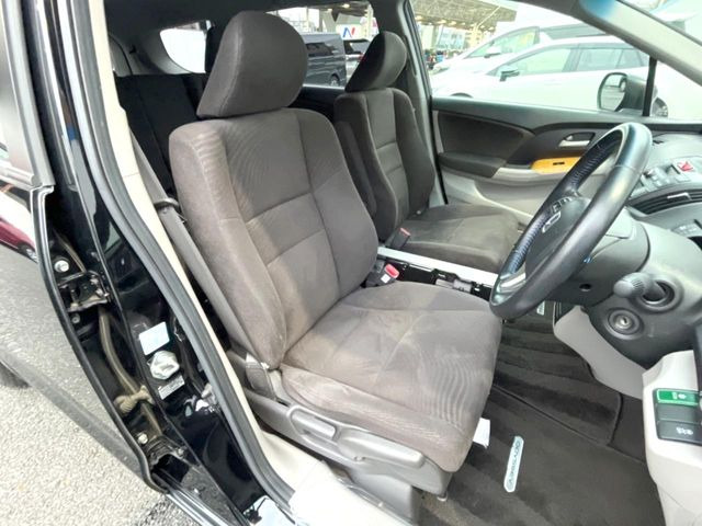 �^�]�ȃV�[�g���͎g�p�������Ȃ��A�ǍD�ȏ�ԂƂȂ��Ă��܂��B���J�Ɏg���Ă������Ƃ��悭�킩��܂��ˁB