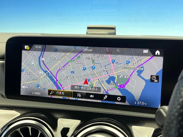 �������i�r:��̊��̂���i�r�́A����������ԓ������o���Ă���܂��B�I�[�f�B�I�@�\���[�����Ă���܂��̂ŁA�^�]�����y���߂܂���