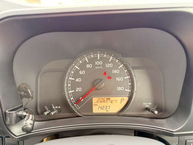 �C�ɂȂ邨�Ԃ�����܂�����E�̓d�b�ԍ����璼�ڂ��X�ɂ��₢���킹���������B�x�����@����ԗ����A��Ԃ܂łȂ�ł������������Ē����܂��B�X�^�b�t�ꓯ���A�����҂����Ă���܂��B