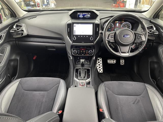 フォレスター1.8 スポーツ 4WD