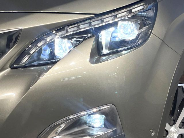 ��LED�w�b�h���C�g:��ԑ��s�����ǍD�Ȏ��E���m�ۂ����S���ĉ^�]�ł��鍂�P�xLED�w�b�h���C�g�𑕔�!�_�����x�������A����d�͂��}�����Ă��܂��B