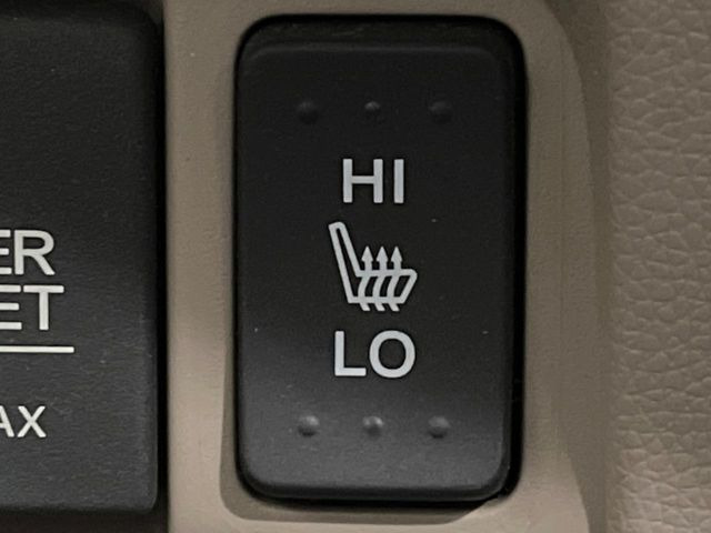 �y�V�[�g�q�[�^�[�z�������ɏd�󂷂�V�[�g�q�[�^�[!�G�A�R����葁�����܂��Ă����̂Ŋ�����̐l�����S�ł��ˁ�G�A�R���̉����͊������邩����A�Ƃ������ɂ����������߂ł��B