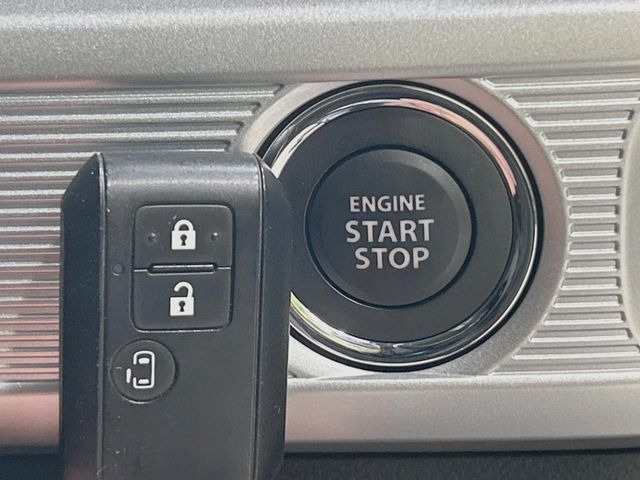 �y�L�[���X�X�^�[�g�V�X�e���z�J�o����|�P�b�g�ɓ��ꂽ�܂܂ł��h�A�̎{���E�������\�ȃX�}�[�g�L�[�𑕔��B�G���W���̃I���E�I�t�����J�M�����o���K�v����������Ƃ��Ă��֗��ł���