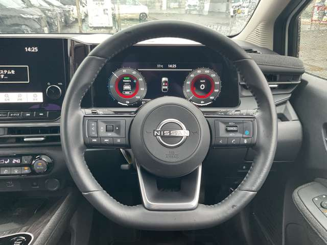 ノートオーラ1.2 G 90周年記念車