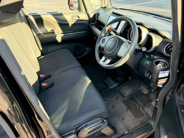 �C�ɂȂ邨�Ԃ�����܂�����E�̓d�b�ԍ����璼�ڂ��X�ɂ��₢���킹���������B�x�����@����ԗ����A��Ԃ܂łȂ�ł������������Ē����܂��B�X�^�b�t�ꓯ���A�����҂����Ă���܂��B