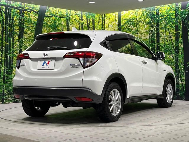 ☆全国のネクステージからお取り寄せが可能※!遠方の店舗に展示してあるクルマが気になる場合も、最寄りの店舗でご覧いただくことが可能です!是非私たちに要望をお聞かせください!※別途費用