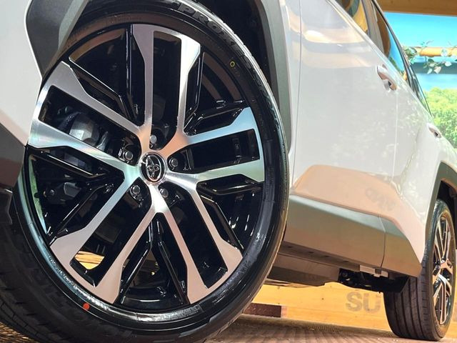 �y�����I�v�V����20�C���`�A���~�z�C�[���z�����I�v�V�����z�C�[���𑕒��B���s���\�̌���ɉ����A�O�ς����X�^�C���b�V���ɂȂ��Ă��܂��B