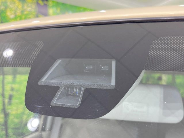 �y�X�Y�L �Z�[�t�e�B�T�|�[�g�z���s���ɑO���̎ԗ�����F�����A�Փ˂������Ȏ��͌x��ƃu���[�L�ŏՓˉ���Ɣ�Q�y�����A�V�X�g�B�����S�Ƀh���C�u�����y���݂��������܂��B